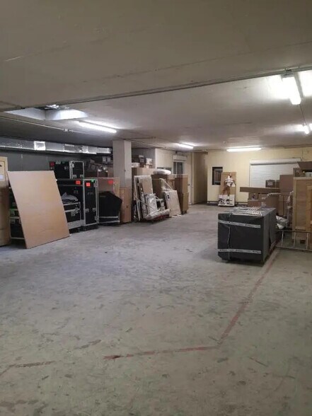 Industriel/Logistique dans Saint-Laurent-du-Var à louer - Photo intérieure – Image 3 sur 3