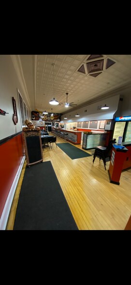 77 E Main St, Westfield, NY à vendre - Photo de l’immeuble – Image 2 sur 6