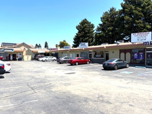 18906 Hesperian Blvd, Hayward, CA à louer - Photo de l’immeuble – Image 2 sur 8