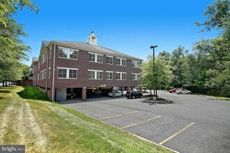 602 S Atwood Rd, Bel Air, MD à louer Photo de l’immeuble– Image 2 sur 15