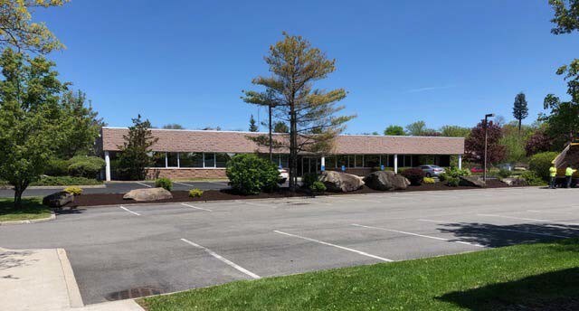 100 Commerce Dr, New Windsor Township, NY à louer Photo de l’immeuble– Image 1 sur 3