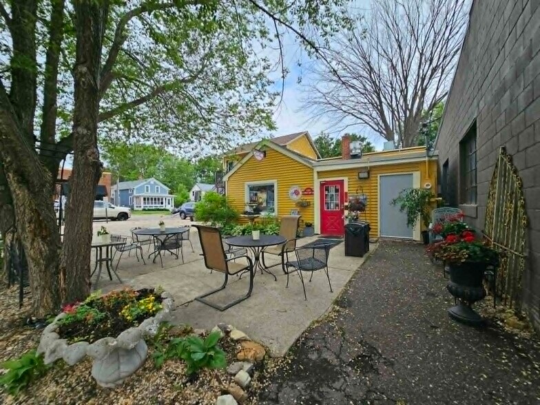823 S 4th St, Stillwater, MN à louer - Photo de l’immeuble – Image 3 sur 9