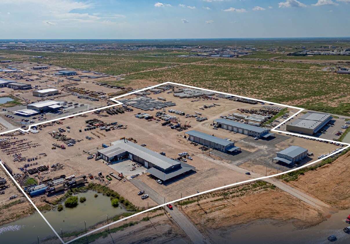 3800 S County Road 1232, Midland, TX à vendre Photo de l’immeuble– Image 1 sur 7