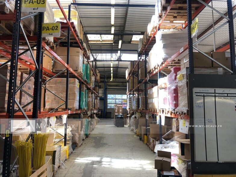 Industriel/Logistique dans Gennevilliers à louer - Photo de l’immeuble – Image 3 sur 8