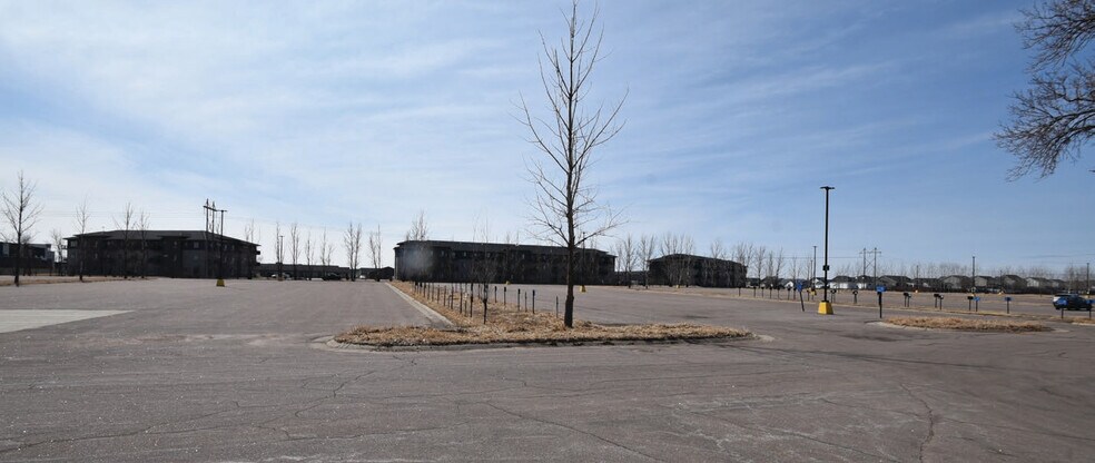 3900 Great Plains Dr S, Fargo, ND à vendre - Photo de l’immeuble – Image 2 sur 32