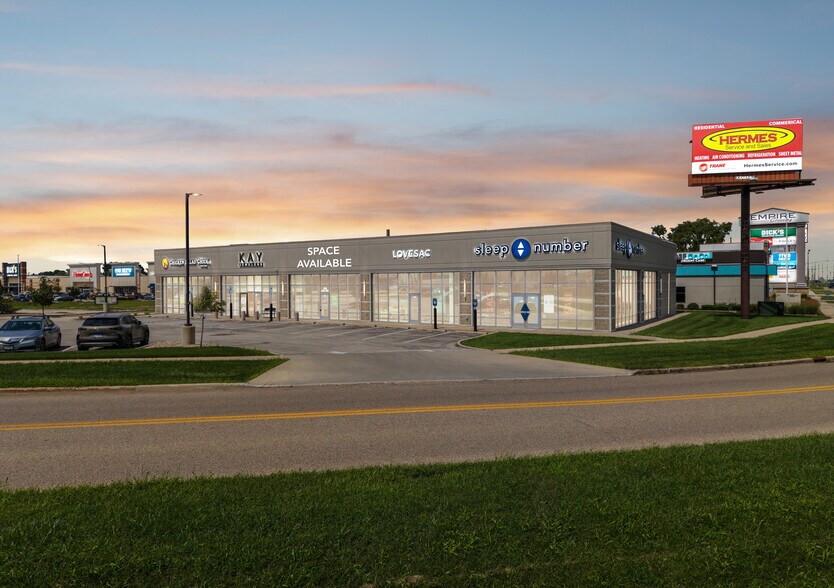 506 IAA Dr, Bloomington, IL à louer - Photo de l’immeuble – Image 2 sur 6