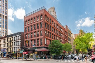 Plus de détails pour 244-252 E 84TH St, New York, NY - Local commercial à louer