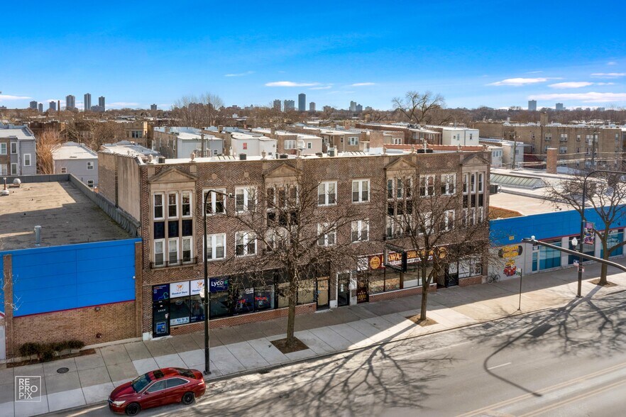 6235-6243 N Western Ave, Chicago, IL à louer - Photo de l’immeuble – Image 2 sur 12