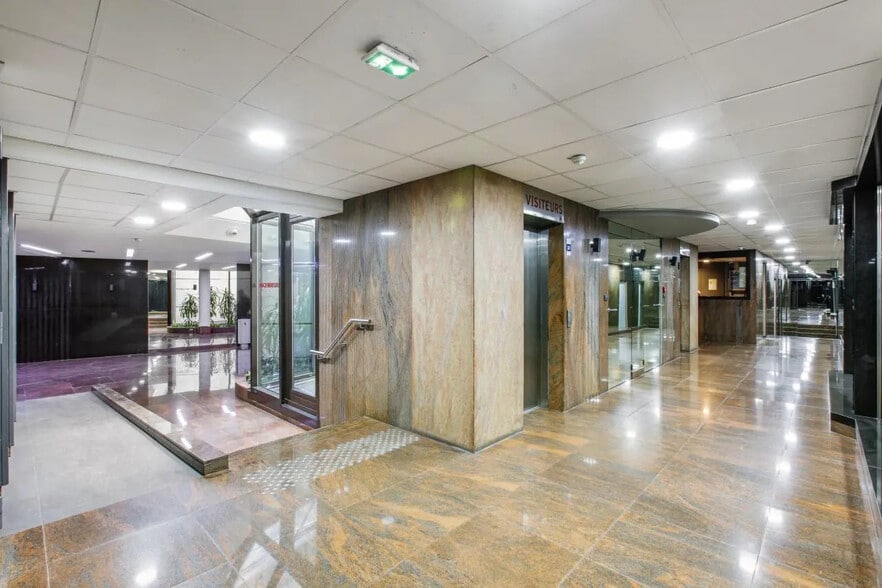 13-15 Boulevard De La Madeleine, Paris à louer - Hall d’entrée – Image 3 sur 6