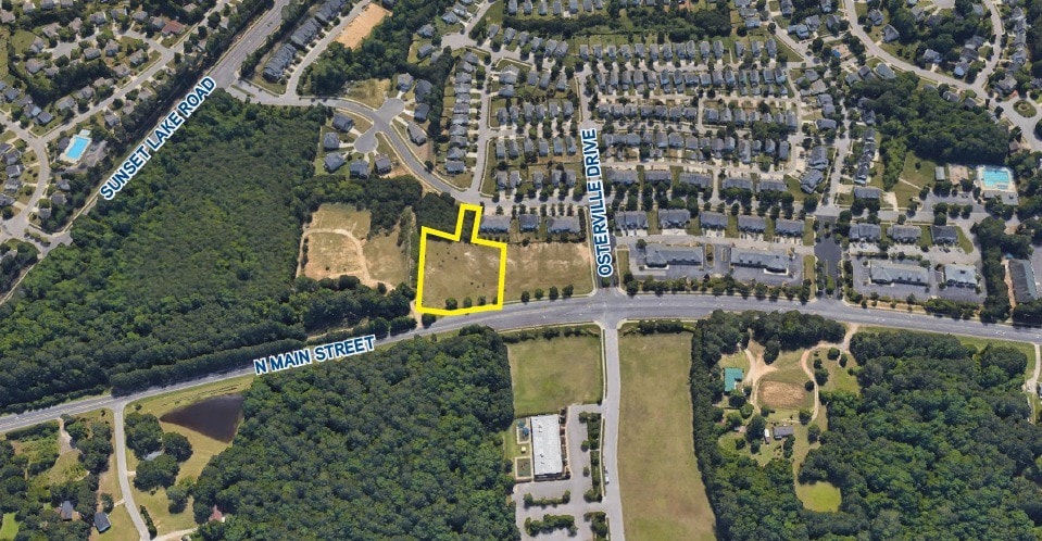 451 Commons Dr, Holly Springs, NC à vendre - Photo principale – Image 1 sur 11