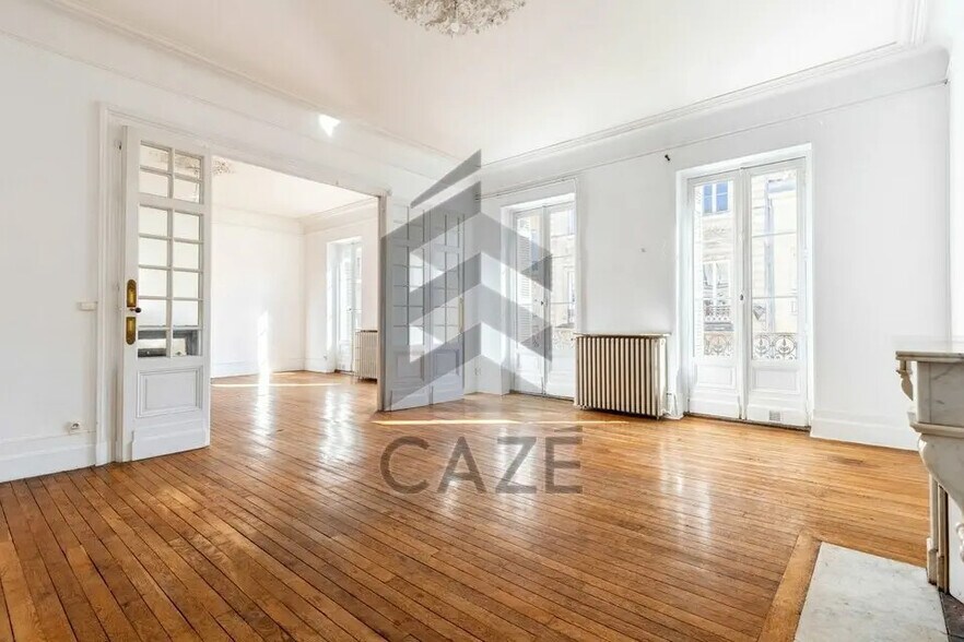 Bureau dans Bordeaux à vendre - Photo intérieure – Image 2 sur 5