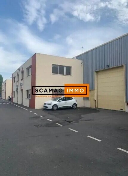 Industriel/Logistique dans Bezons à louer - Photo de l’immeuble – Image 3 sur 4