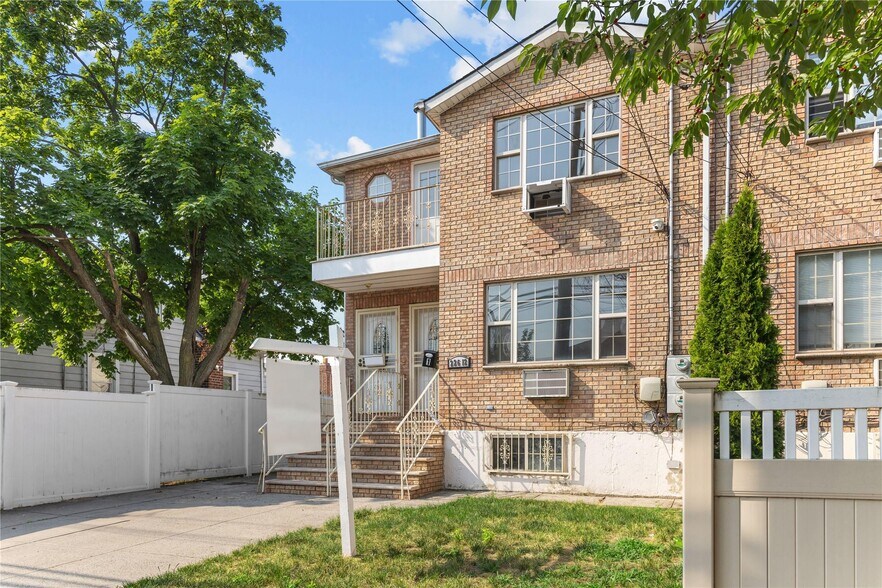 22612 146th Ave, Springfield Gardens, NY à vendre - Photo de l’immeuble – Image 2 sur 22