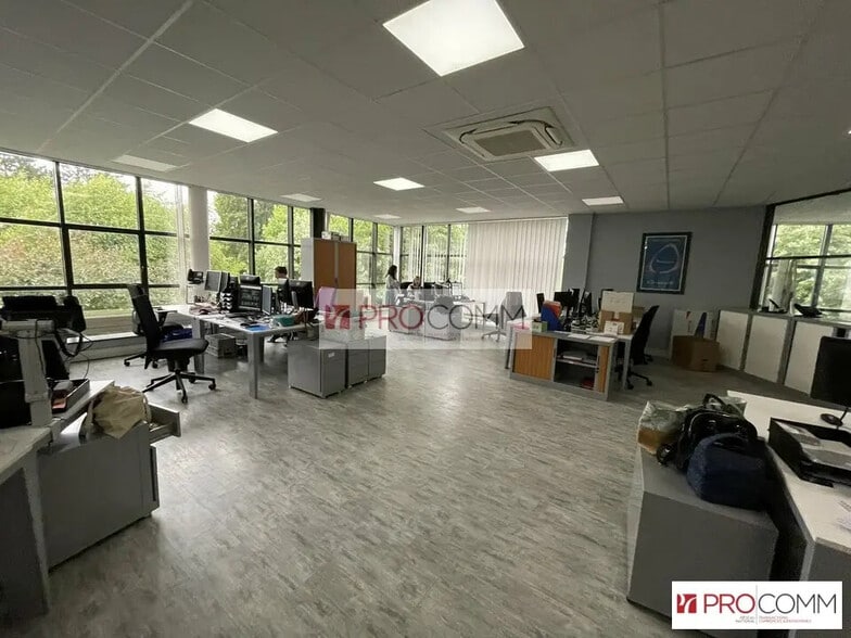 Bureau dans Chartres à vendre - Photo de l’immeuble – Image 3 sur 6