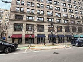 600 S Dearborn St, Chicago, IL à louer Photo intérieure– Image 1 sur 4