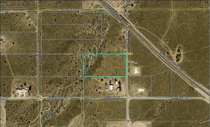 9176 Arrowhead Rd, Phelan, CA à vendre - Photo de l’immeuble – Image 2 sur 4