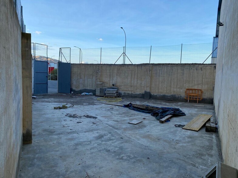 Industriel/Logistique dans Huércal de Almería, Almería à vendre - Photo de l’immeuble – Image 3 sur 7