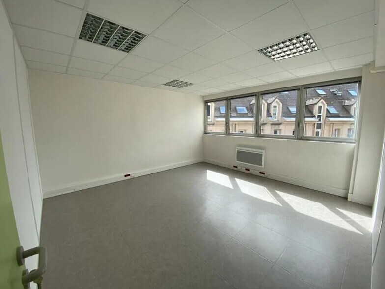 Bureau dans Rouen à louer - Photo intérieure – Image 3 sur 4