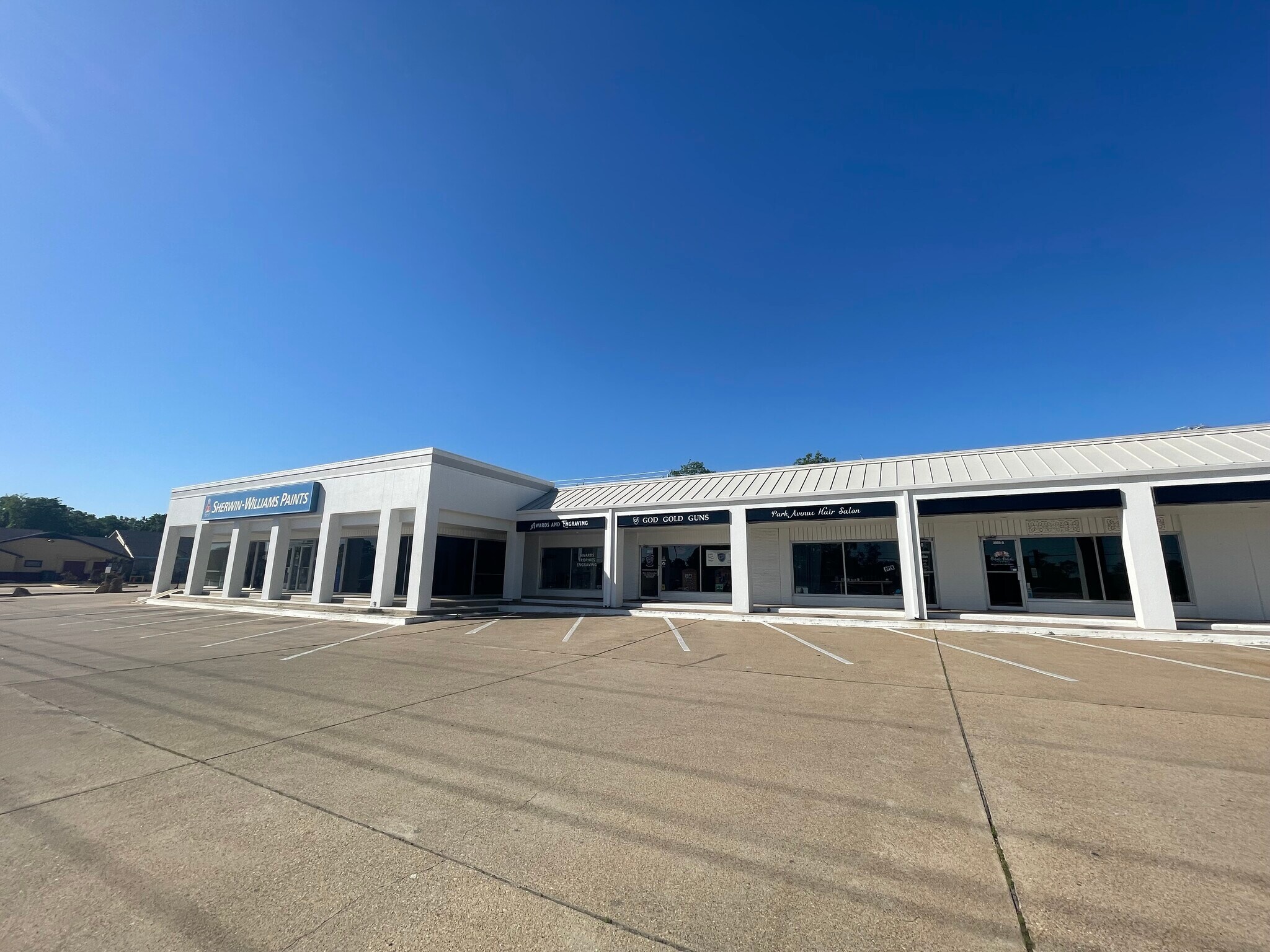 3800-3816 S Texas Ave, Bryan, TX à louer Photo de l’immeuble– Image 1 sur 6