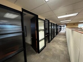 1200 Jorie Blvd, Oak Brook, IL à louer Photo intérieure– Image 2 sur 11