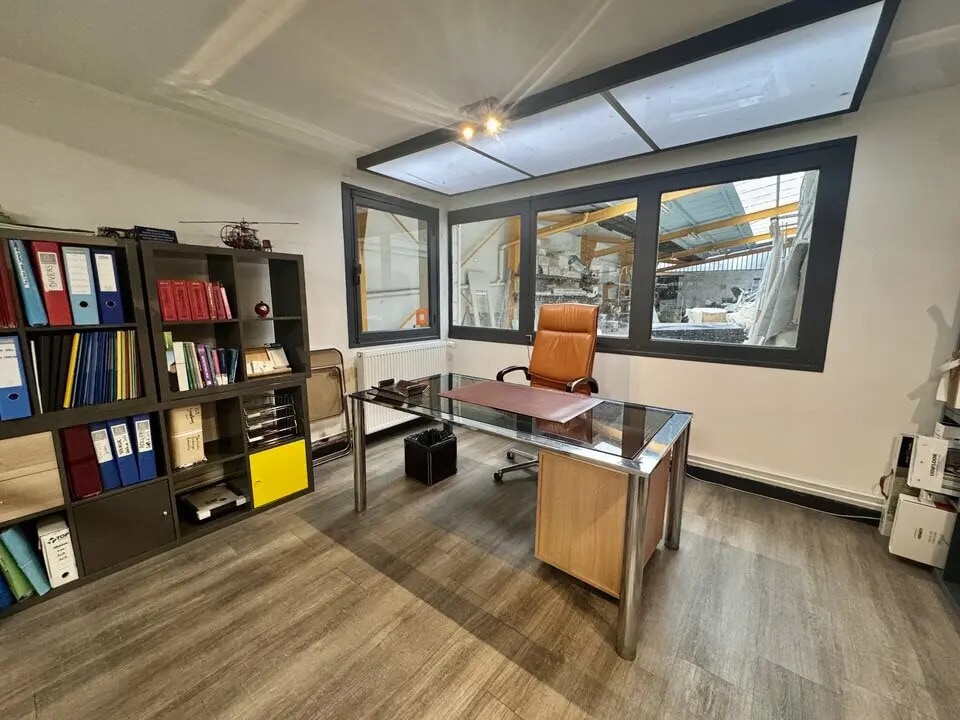 Local d’activités dans Le Havre à louer Photo de l’immeuble– Image 1 sur 3