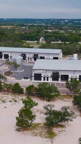 Pre-Leased Investment Units in Dripping portefeuille de 4 biens à vendre sur LoopNet.fr - Vidéo sur l’annonce professionnelle – Image 3 sur 19