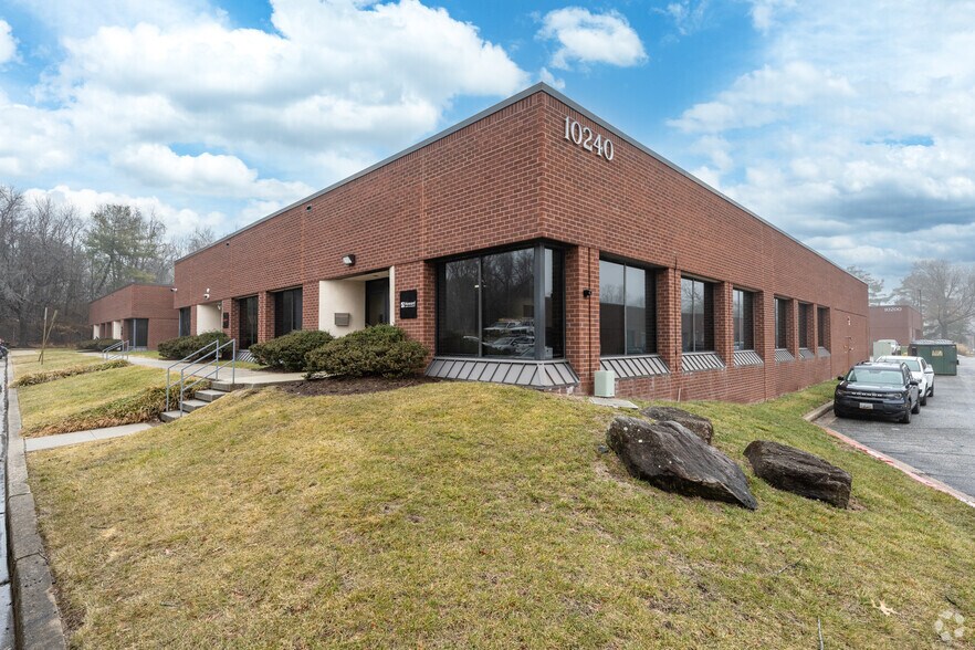 10240 Old Columbia Rd, Columbia, MD à louer - Photo principale – Image 1 sur 3