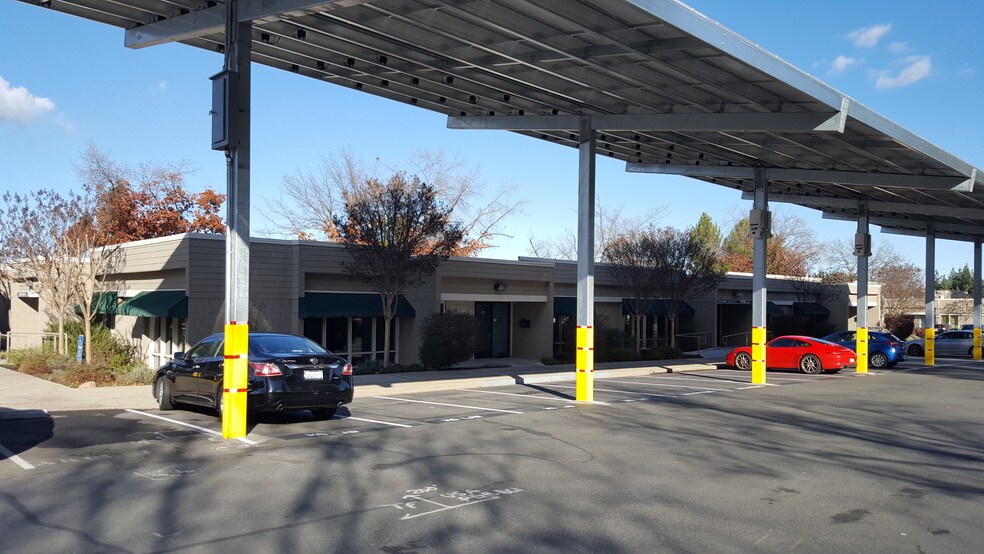 367 Civic Dr, Pleasant Hill, CA à louer - Photo de l’immeuble – Image 3 sur 5