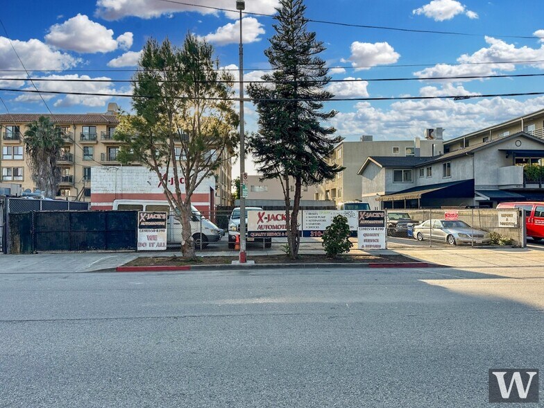 3851-3855 Jasmine Ave, Culver City, CA à vendre - Photo de l’immeuble – Image 2 sur 4