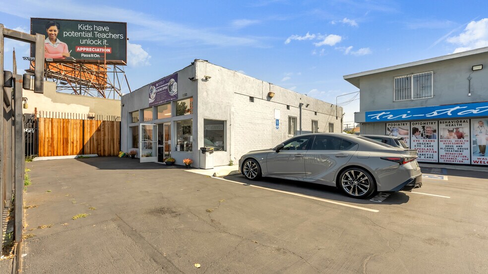 6622 Crenshaw Blvd, Los Angeles, CA à vendre - Photo de l’immeuble – Image 2 sur 32