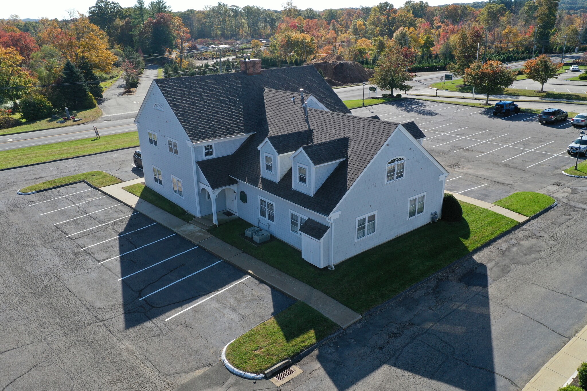 755 Main St, Monroe, CT à louer Photo de l’immeuble– Image 1 sur 37