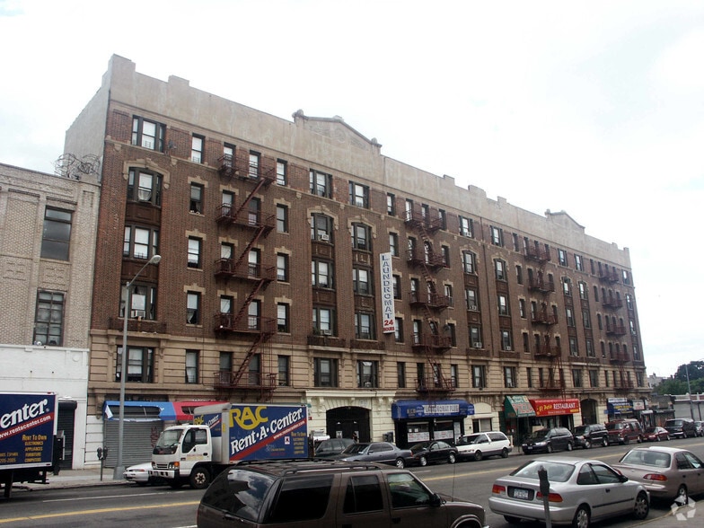 910-926 Southern Blvd, Bronx, NY à louer - Photo de l’immeuble – Image 3 sur 6