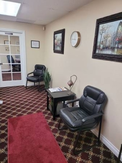 900 W 17th St, Santa Ana, CA à louer Hall d’entrée– Image 1 sur 6