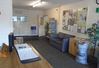 39 Marsh Green Rd, Exeter à louer Photo intérieure– Image 2 sur 3