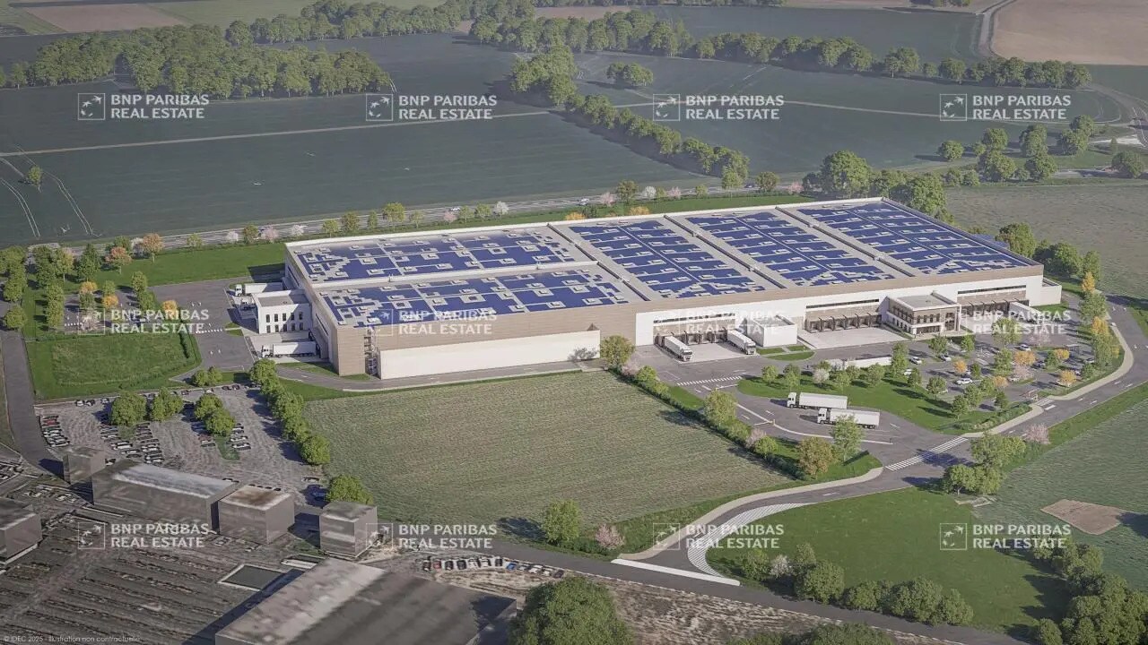 Local d'activités dans Ruffec à vendre Photo de l’immeuble– Image 1 sur 13