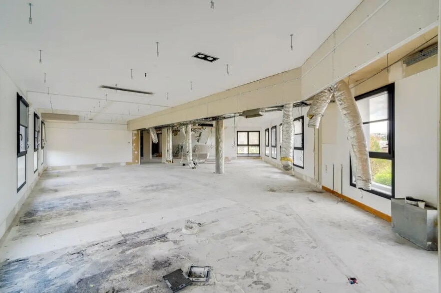64-70 Avenue Jean Baptiste Clément, Boulogne-Billancourt à louer - Photo de l’immeuble – Image 3 sur 13