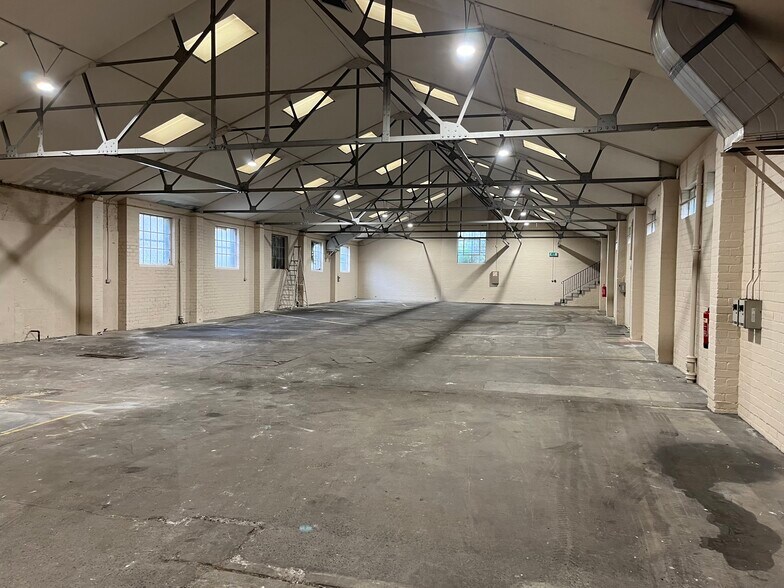 5-7 Sang Pl, Kirkcaldy à louer - Photo de l’immeuble – Image 2 sur 6