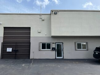 Plus de détails pour 1521-1529 NW 89th Ct, Doral, FL - Industriel/Logistique à louer