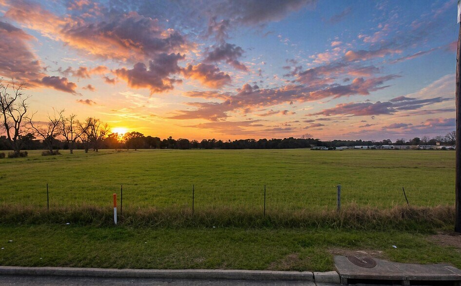 18415 Stuebner Airline Rd, Spring, TX à vendre - Photo de l’immeuble – Image 2 sur 5