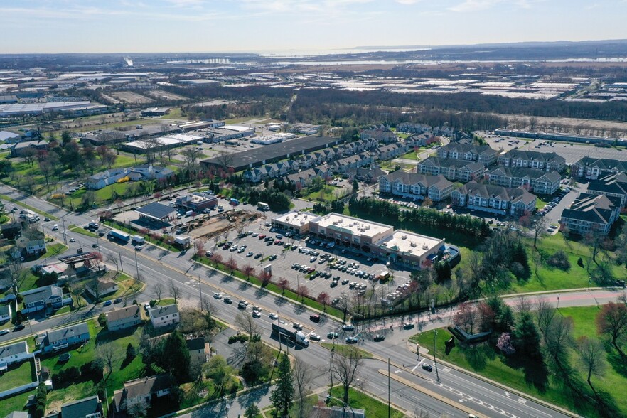 Woodbridge Ave & College Dr, Edison, NJ à louer - Photo de l’immeuble – Image 2 sur 6