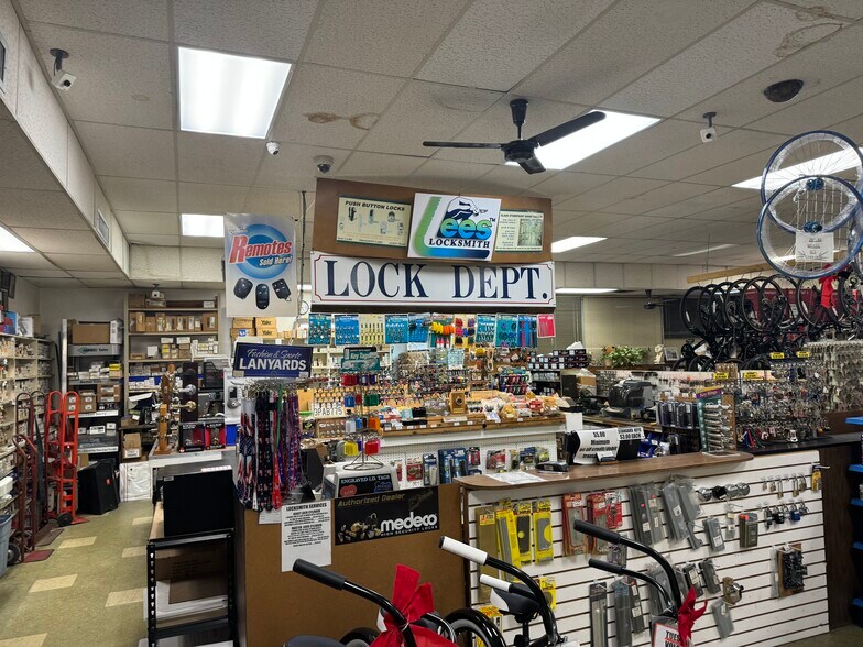 1101 N Federal Hwy, Hollywood, FL à louer - Photo de l’immeuble – Image 3 sur 11