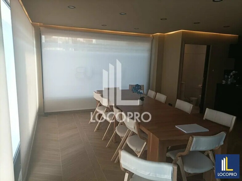 Local commercial dans Cagnes-sur-Mer à vendre - Photo intérieure – Image 2 sur 4