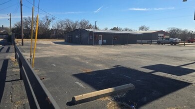 2817 SW Wilshire Blvd, Burleson, TX à louer Photo de l’immeuble– Image 2 sur 16