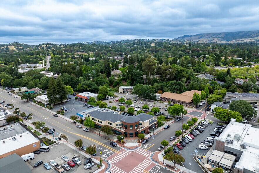 190 Hartz Ave, Danville, CA à louer - Aérien – Image 3 sur 3