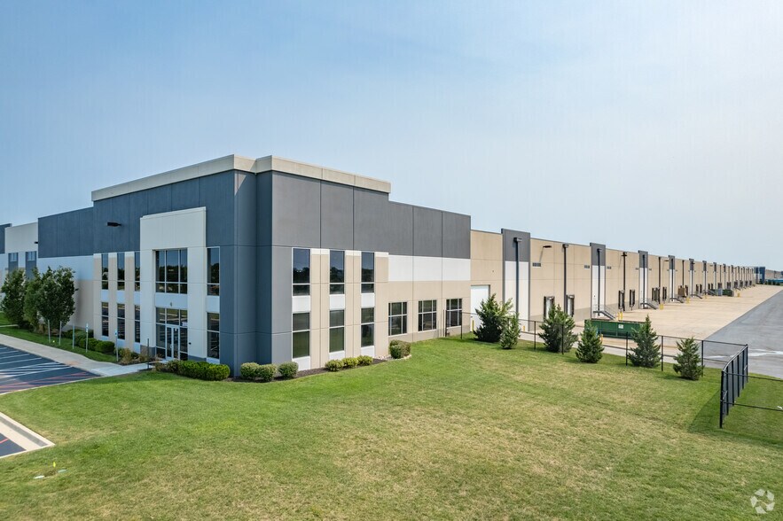 30500 W 183rd St, Gardner, KS à louer - Photo principale – Image 3 sur 24