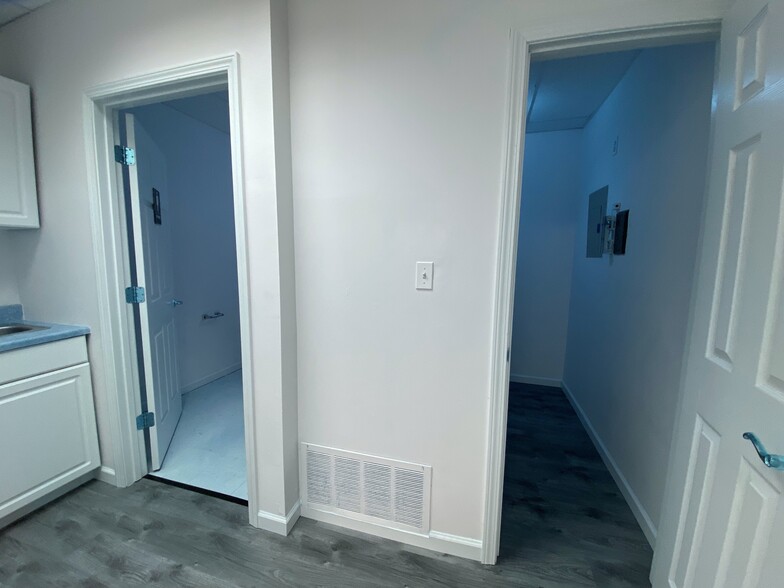 4171-4193 Crescent Dr, Saint Louis, MO à vendre - Photo intérieure – Image 3 sur 99