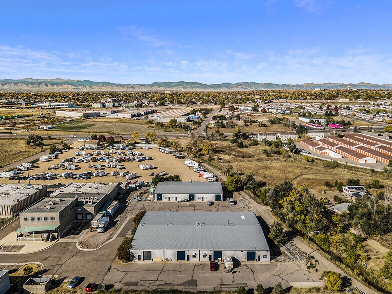 913 E 75th Ave, Denver, CO à louer - Photo de l’immeuble – Image 3 sur 8