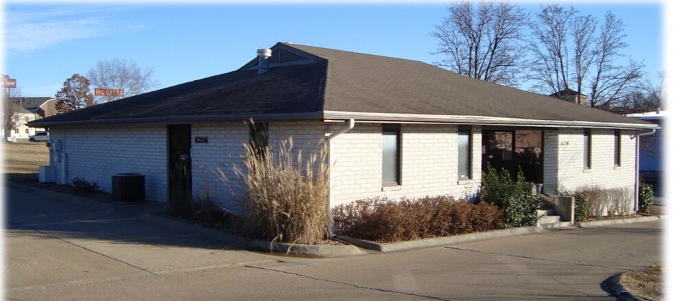 6206 SW 9th Ter, Topeka, KS à louer - Photo principale – Image 1 sur 5