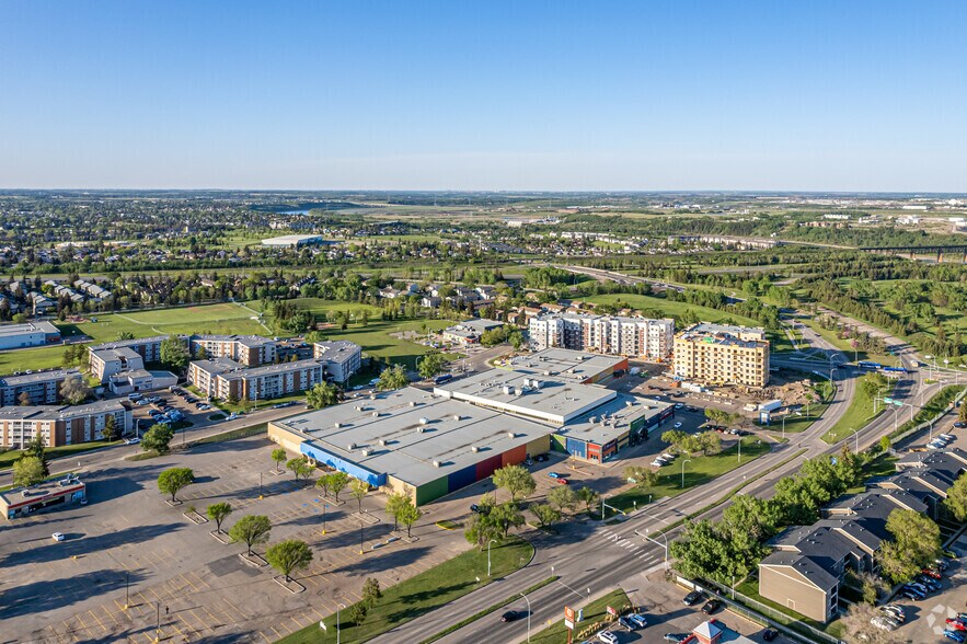 3210 118th Ave NW, Edmonton, AB à louer - Aérien – Image 2 sur 13
