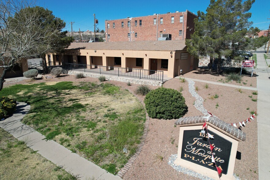 1517 Brown St, El Paso, TX à vendre - Photo de l’immeuble – Image 3 sur 9